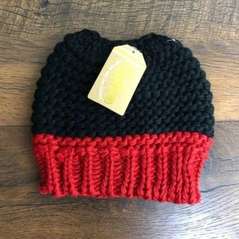 Messy Bun Top Knot Beanie - UGA‎ Georgia Bulldogs Atlanta Falcons